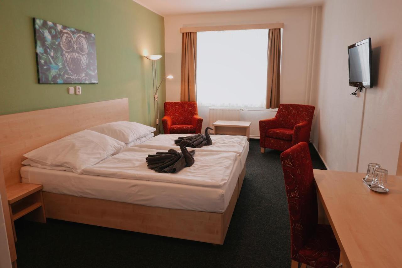 Volary Mestsky Hotel Bobik מראה חיצוני תמונה