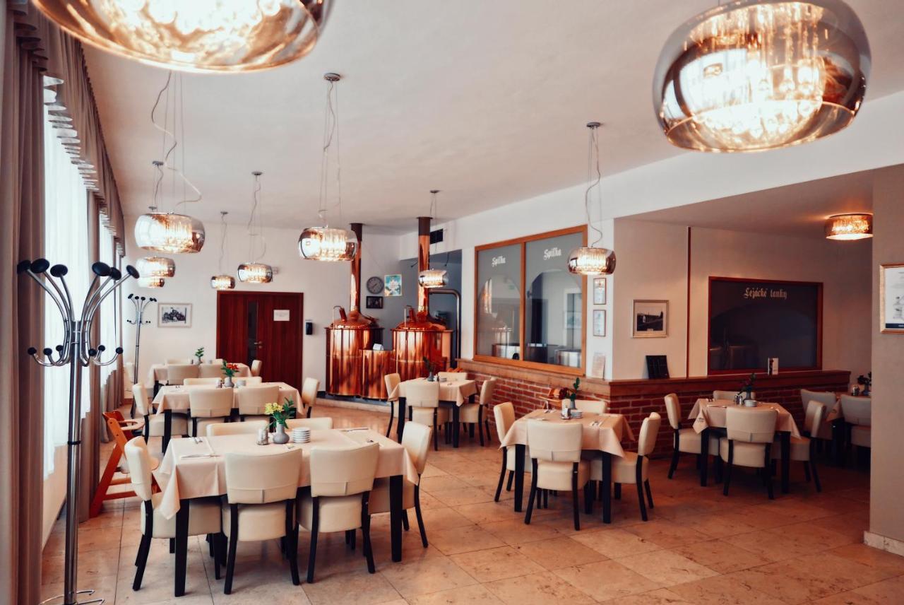 Volary Mestsky Hotel Bobik מראה חיצוני תמונה