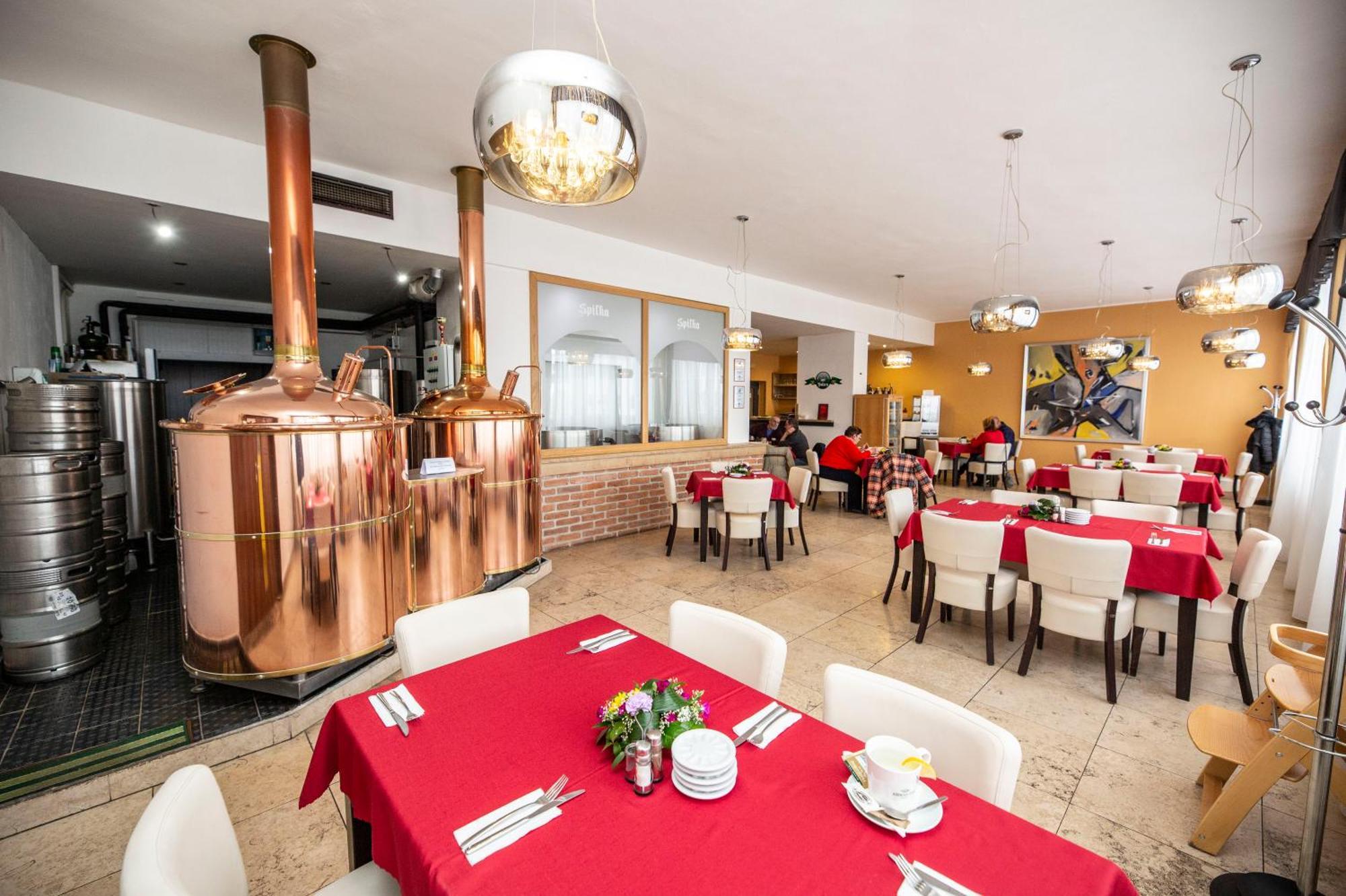 Volary Mestsky Hotel Bobik מראה חיצוני תמונה